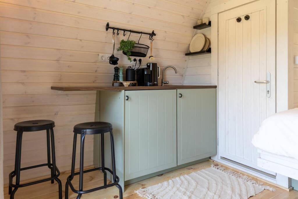 De Verpozing - Vakantiehuisjes Milsbeek エクステリア 写真